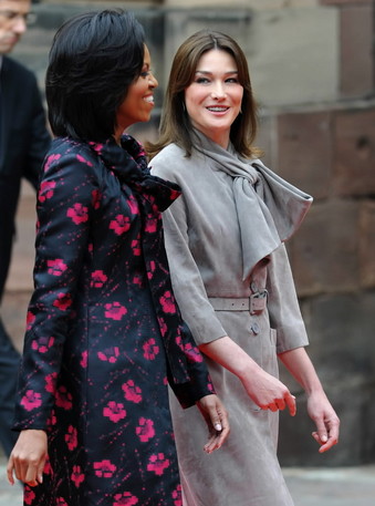 michelle obama fashion brazil. Elle magazine honored Michelle